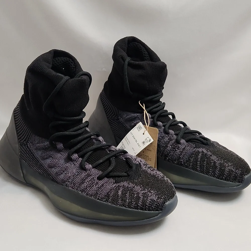Adidas X YZY Baskeball Knit Sneakers (M Size 7.5)